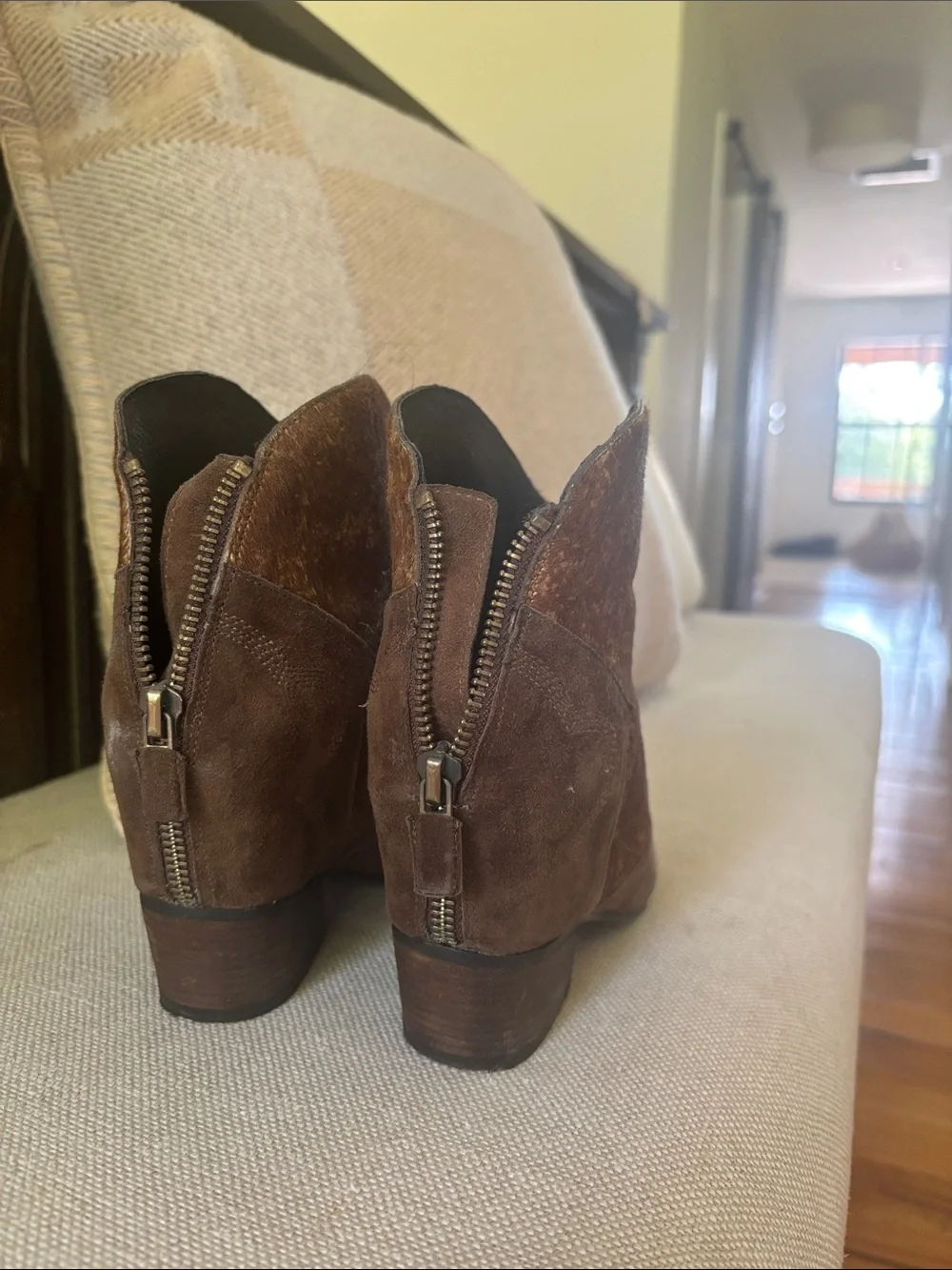 Women's Brown Suede Pointed-Toe Ankle Boots